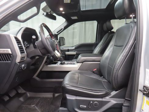 Used 2017 Ford F150 Lariat w/ Equipment Group 501A Mid AWD/4WD image 9