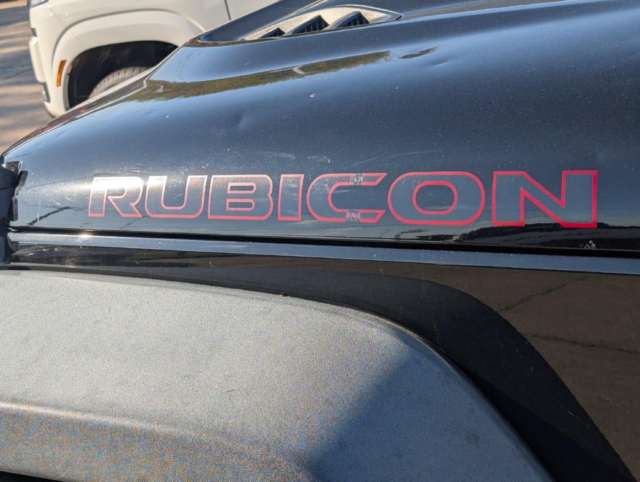 Used 2015 Jeep Wrangler Unlimited Rubicon AWD/4WD image 8