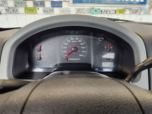 Used 2005 Ford F150 XL image 8