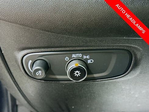 Used 2020 Chevrolet Equinox LS FWD image 10