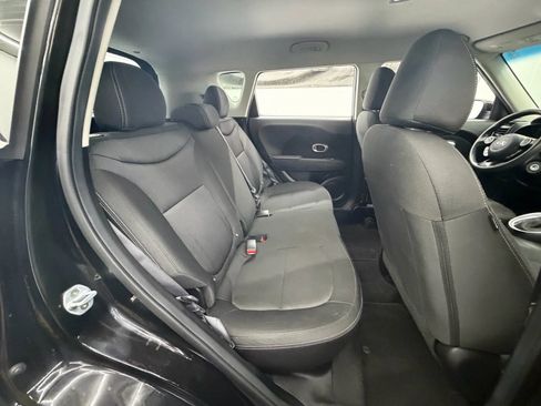 Used 2019 Kia Soul w/ Convenience Package image 8