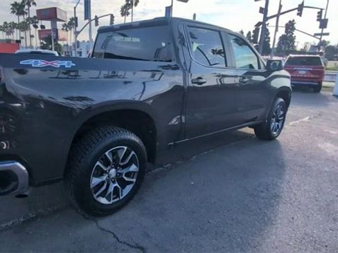 Certified 2023 Chevrolet Silverado 1500 LT image 8