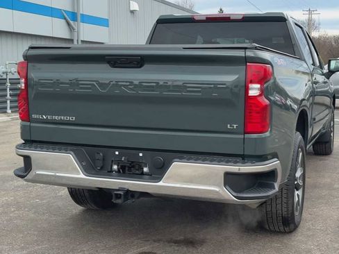 Used 2025 Chevrolet Silverado 1500 LT image 3