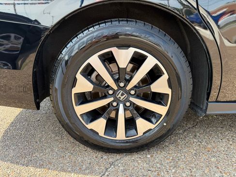 Used 2025 Honda Odyssey EX-L image 6