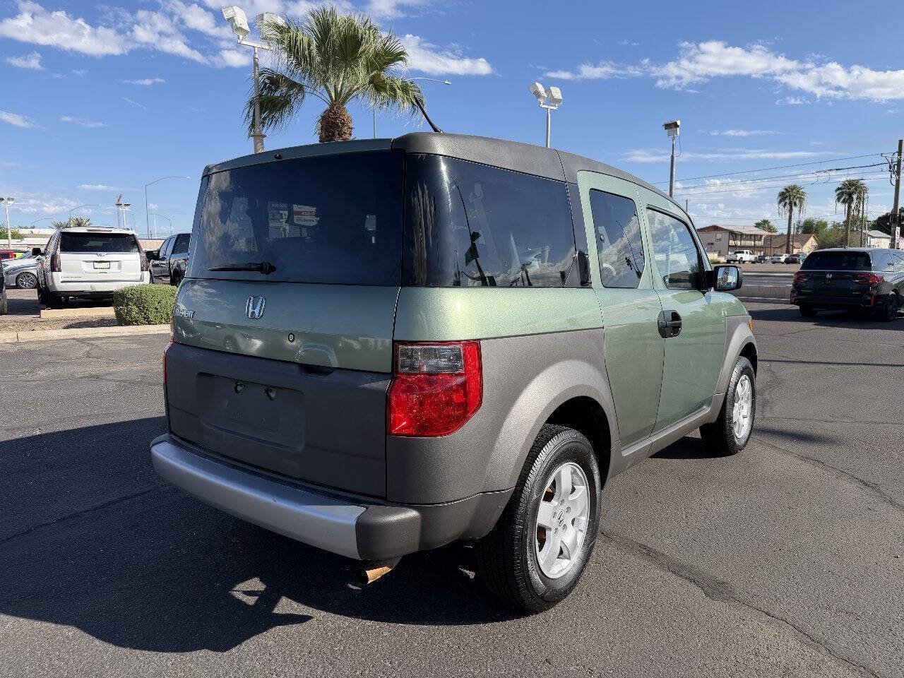 Used 2004 Honda Element EX image 4