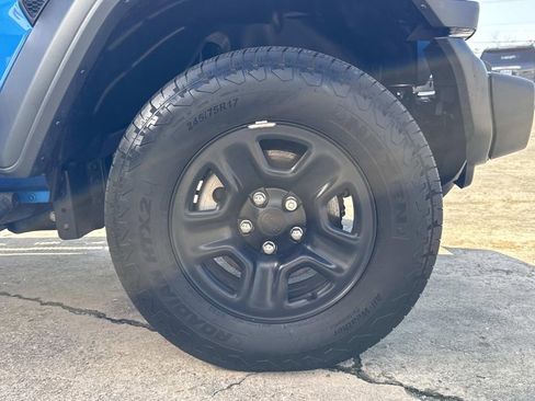 Used 2025 Jeep Wrangler Sport image 16