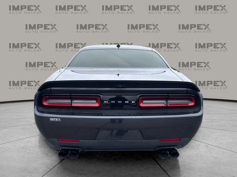 Used 2019 Dodge Challenger SRT Hellcat w/ Widebody Package RWD image 4