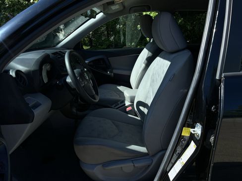 Used 2012 Toyota RAV4 4WD w/ Value Pkg image 26