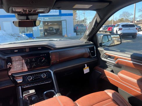 Certified 2025 GMC Sierra 1500 Denali Ultimate image 37