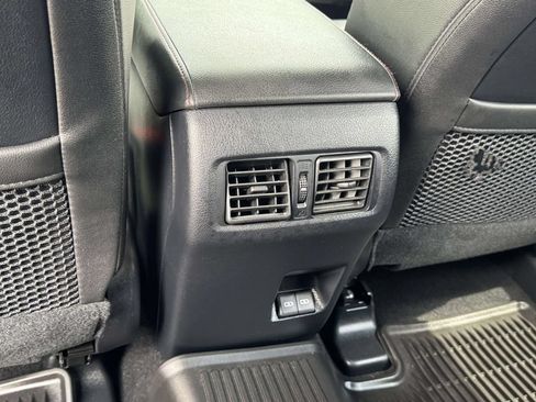 Used 2024 Toyota 4Runner TRD Off-Road Premium AWD/4WD image 15