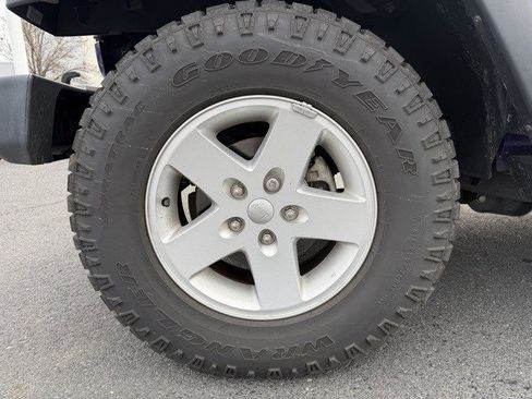 Used 2017 Jeep Wrangler Unlimited Sport w/ Quick Order Package 24S image 24