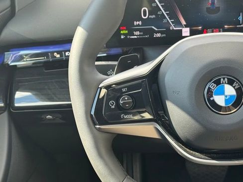 Certified 2025 BMW 540i xDrive w/ Premium Package image 20