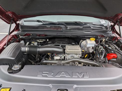 Used 2024 RAM 1500 Laramie RWD image 39