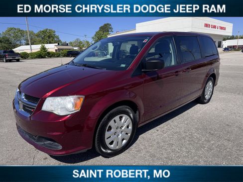 Used 2018 Dodge Grand Caravan SE w/ UConnect Hands-Free Group FWD image 4
