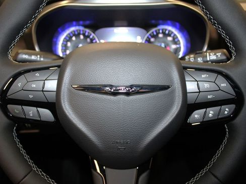 New 2026 Chrysler Pacifica Select w/ S Appearance Package image 10