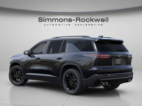 New 2026 Chevrolet Traverse LT w/ Midnight/Sport Edition AWD/4WD image 2