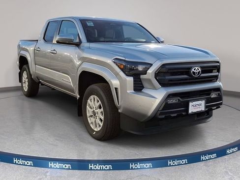 New 2026 Toyota Tacoma SR5 image 2