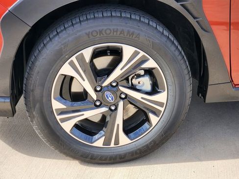 Certified 2025 Subaru Crosstrek 2.0i Premium image 12