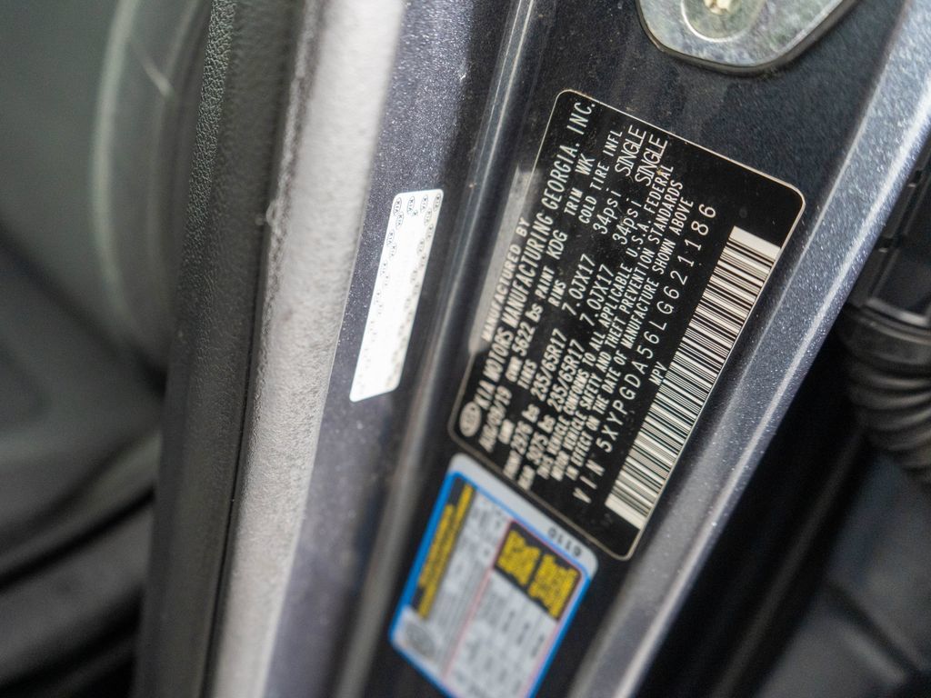 Used 2020 Kia Sorento AWD V6 image 32