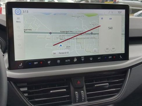 Used 2024 Ford Escape SE image 21