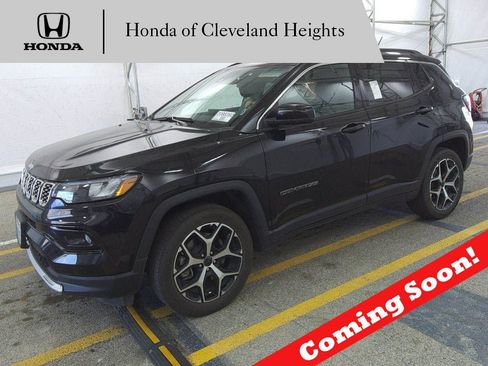 Used 2025 Jeep Compass Limited AWD/4WD image 1