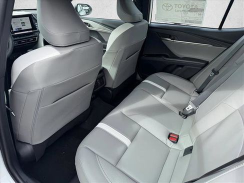 New 2026 Toyota Camry SE image 9