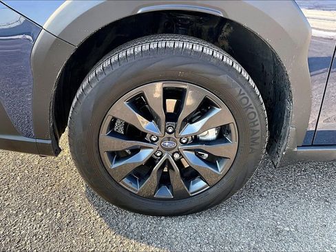 Used 2025 Subaru Outback Onyx Edition image 12