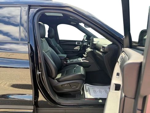 Used 2020 Ford Explorer ST w/ ST Street Pack image 27