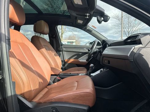 Used 2022 Audi Q3 2.0T Premium w/ Convenience Package image 17