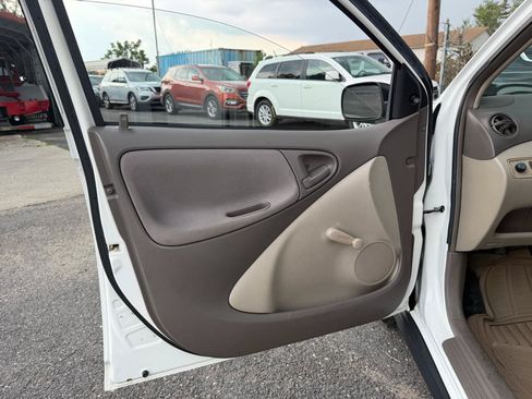 Used 2003 Toyota Echo Sedan w/ Upgrade Pkg 2 FWD image 12