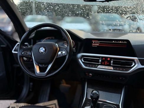 Used 2019 BMW 330i Sedan image 17
