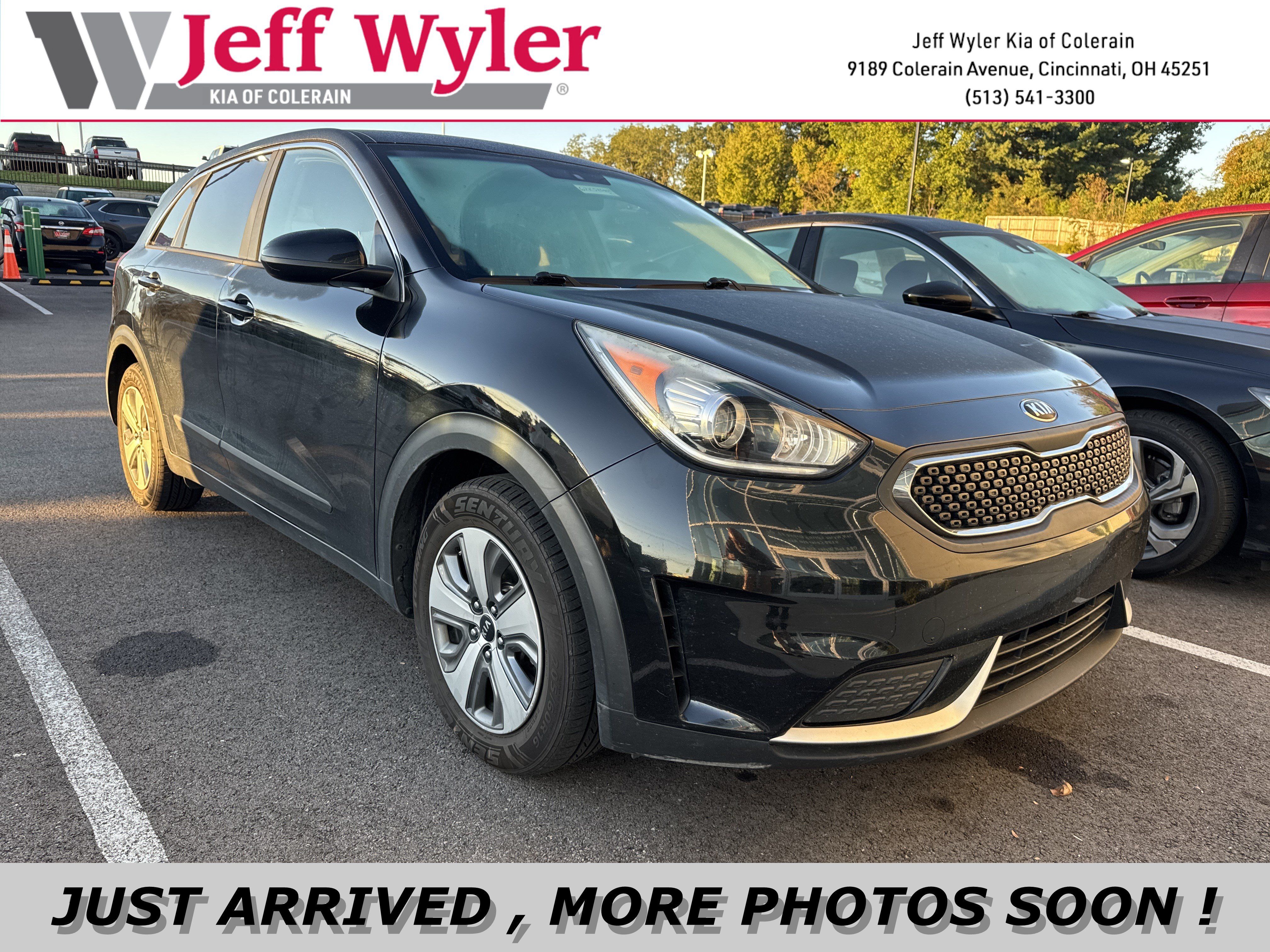 Used 2019 Kia Niro FE FWD image 1