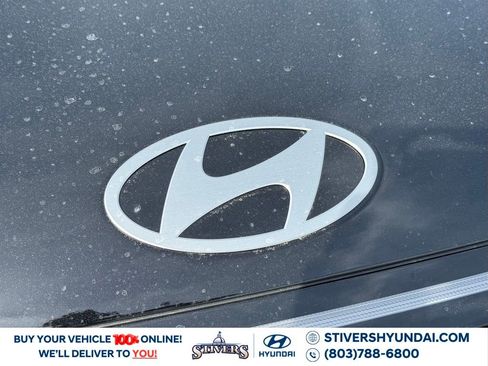 New 2026 Hyundai Kona SE image 8