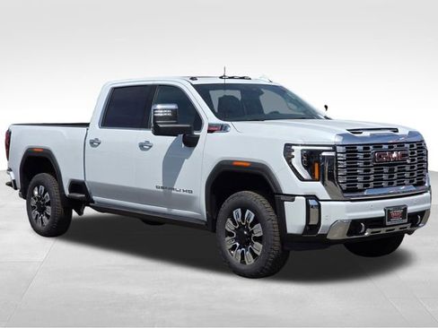 New 2026 GMC Sierra 2500 Denali w/ Denali Reserve Package AWD/4WD image 7