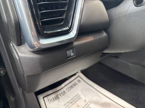 Used 2024 GMC Canyon Elevation w/ Elevation Premium Package image 38