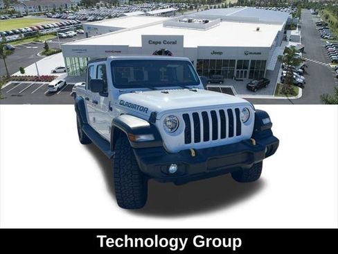 Certified 2020 Jeep Gladiator Sport w/ Quick Order Package 24S image 4