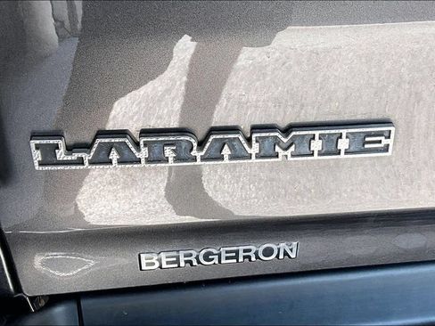 Used 2022 RAM 1500 Laramie AWD/4WD image 31