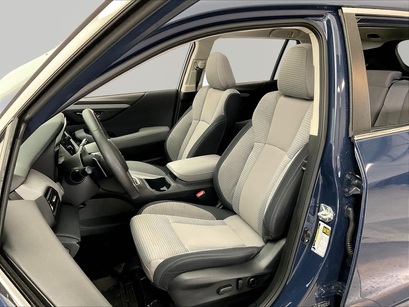 Used 2025 Subaru Outback Premium AWD/4WD image 21