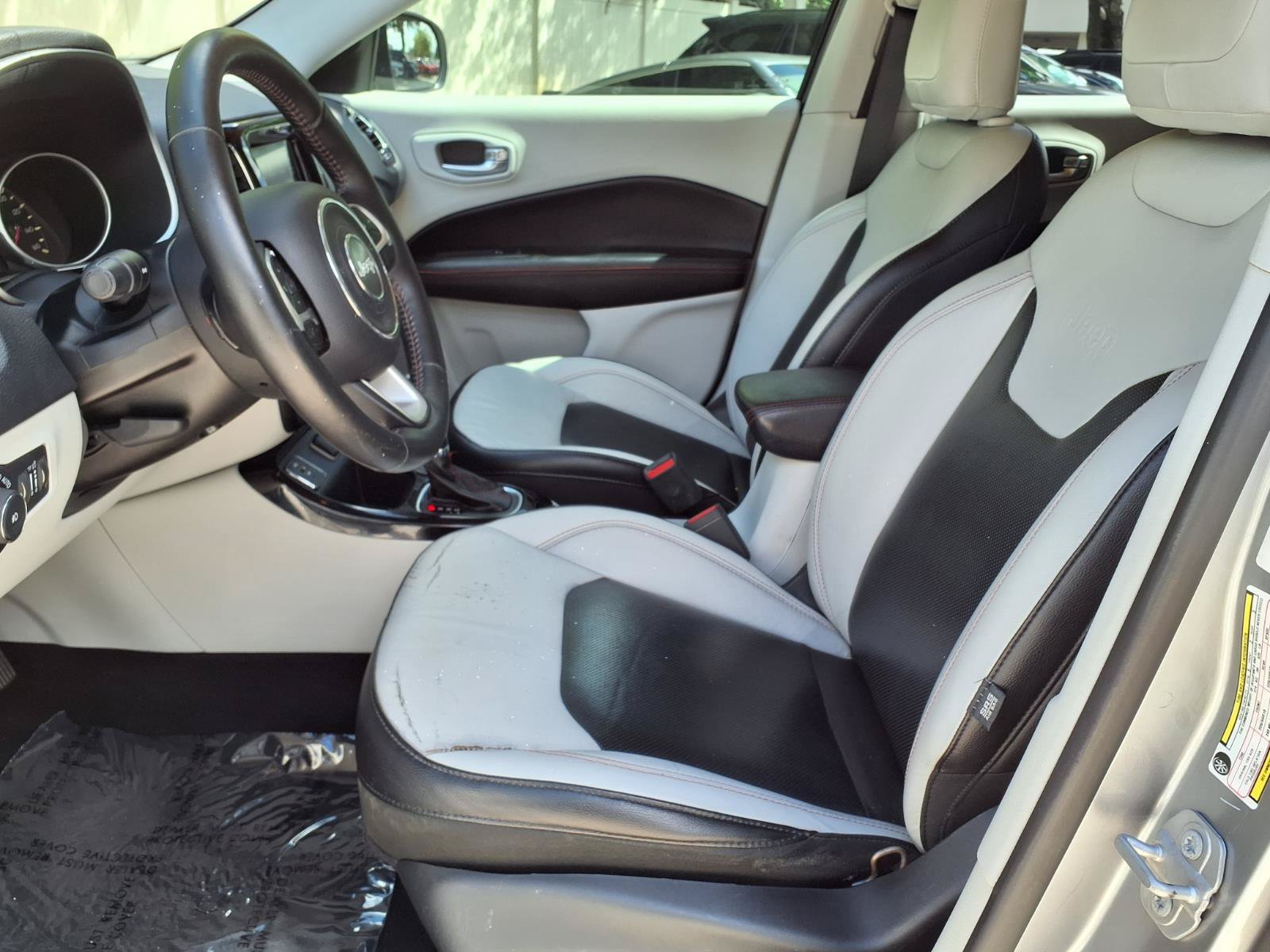 Used 2018 Jeep Compass Limited w/ Navigation Group FWD image 22