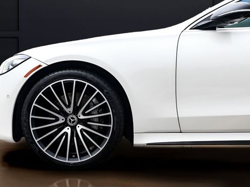 Used 2022 Mercedes-Benz S 500 4MATIC w/ AMG Line Package image 22