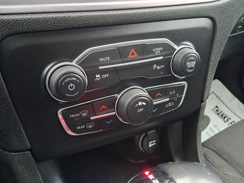 Used 2023 Dodge Charger SXT RWD image 29