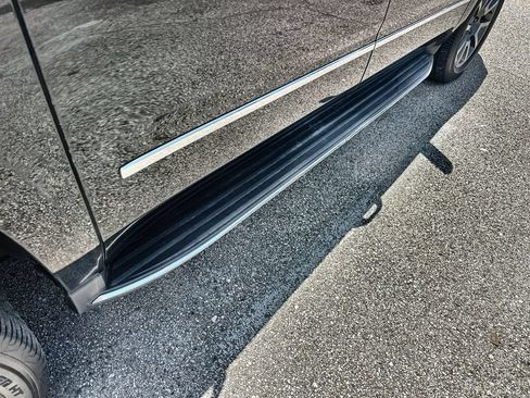 Used 2016 GMC Yukon XL Denali w/ Open Road Package RWD image 8