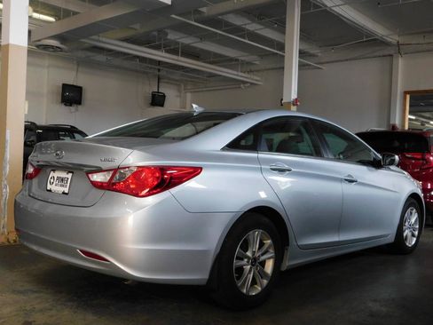 Used 2013 Hyundai Sonata GLS w/ Popular Equipment Pkg FWD image 6