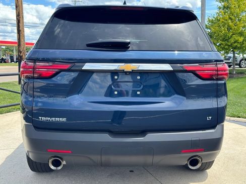 Used 2023 Chevrolet Traverse LT FWD image 6