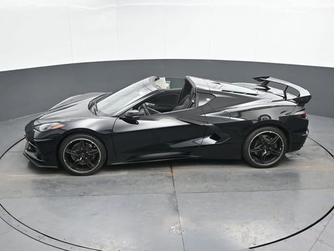 Used 2025 Chevrolet Corvette Stingray Coupe w/ Z51 Performance Package image 39