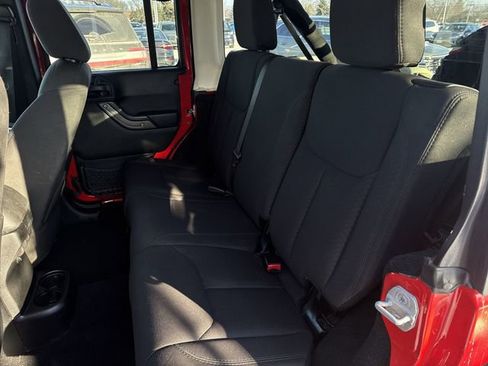 Used 2014 Jeep Wrangler Unlimited Sport w/ Quick Order Package 23S AWD/4WD image 21