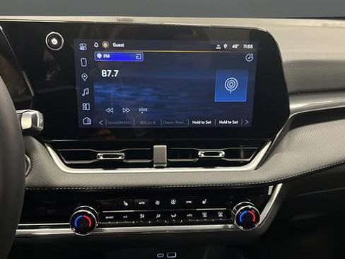 New 2026 Chevrolet Equinox LT w/ Convenience Package II image 17