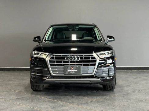 Used 2018 Audi Q5 2.0T Premium Plus w/ Premium Plus Package AWD/4WD image 2