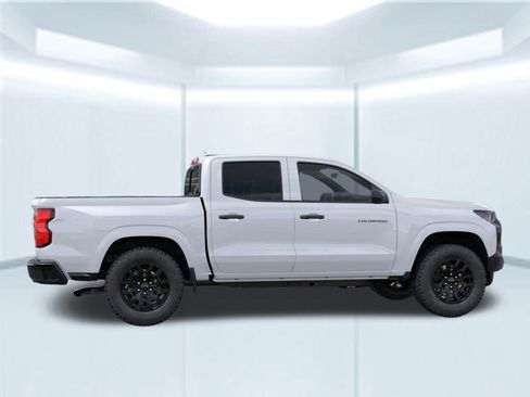 New 2026 Chevrolet Colorado W/T image 6