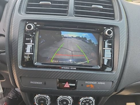 Used 2018 Mitsubishi Outlander Sport AWD image 15